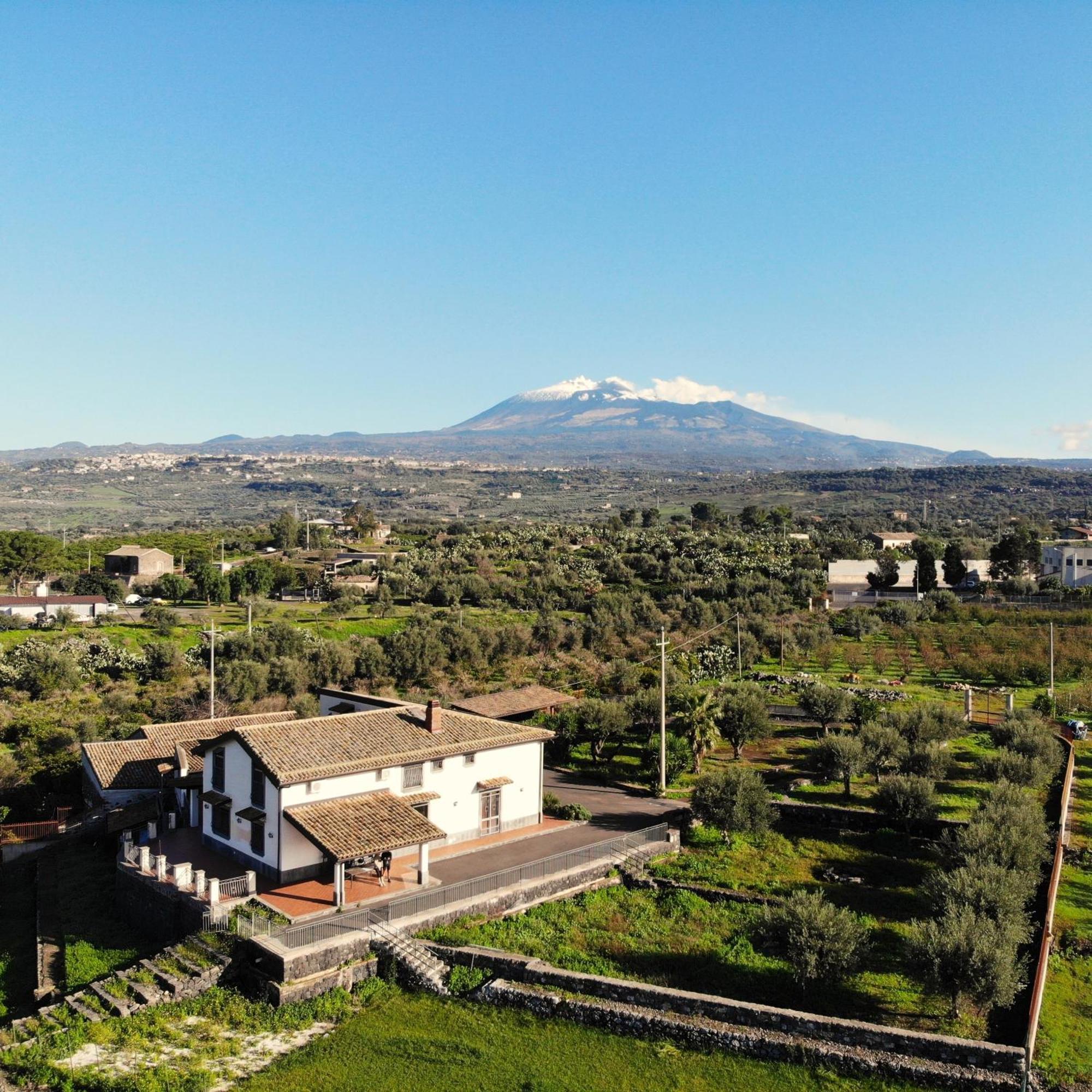 Ranch Simeto Hotel Paterno  Buitenkant foto