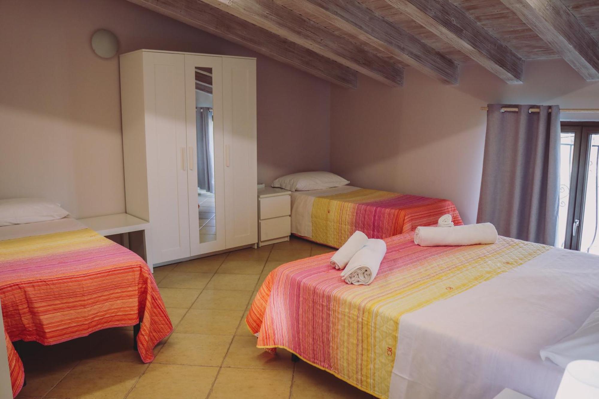 Ranch Simeto Hotel Paterno  Buitenkant foto