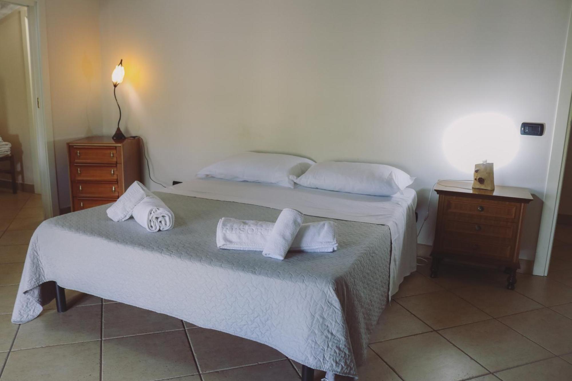 Ranch Simeto Hotel Paterno  Kamer foto