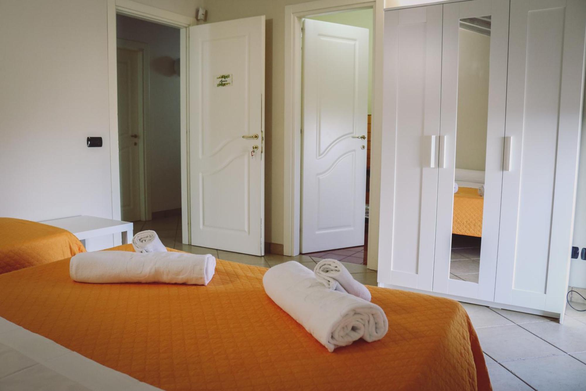 Ranch Simeto Hotel Paterno  Buitenkant foto